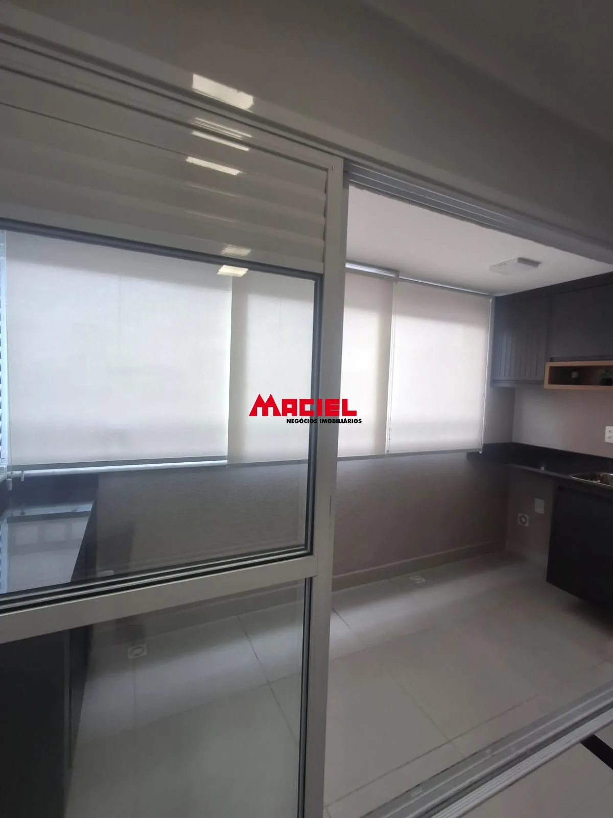 Alugar Apartamento / Padr&atilde;o em S&atilde;o Jos&eacute; dos Campos R$ 3.900,00 - Foto 15