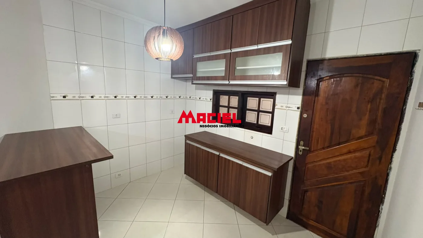 Alugar Casa / Sobrado em S&atilde;o Jos&eacute; dos Campos R$ 3.100,00 - Foto 7