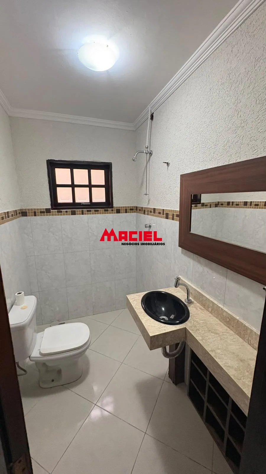 Alugar Casa / Sobrado em S&atilde;o Jos&eacute; dos Campos R$ 3.100,00 - Foto 11