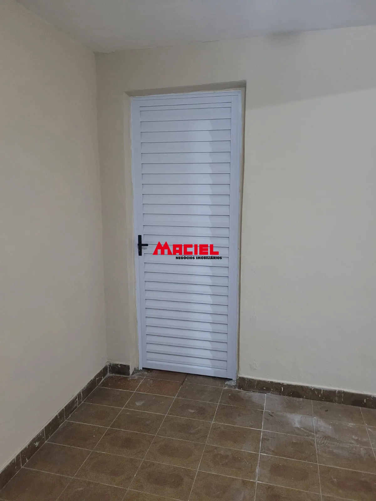 Alugar Casa / Padr&atilde;o em S&atilde;o Jos&eacute; dos Campos R$ 2.500,00 - Foto 13