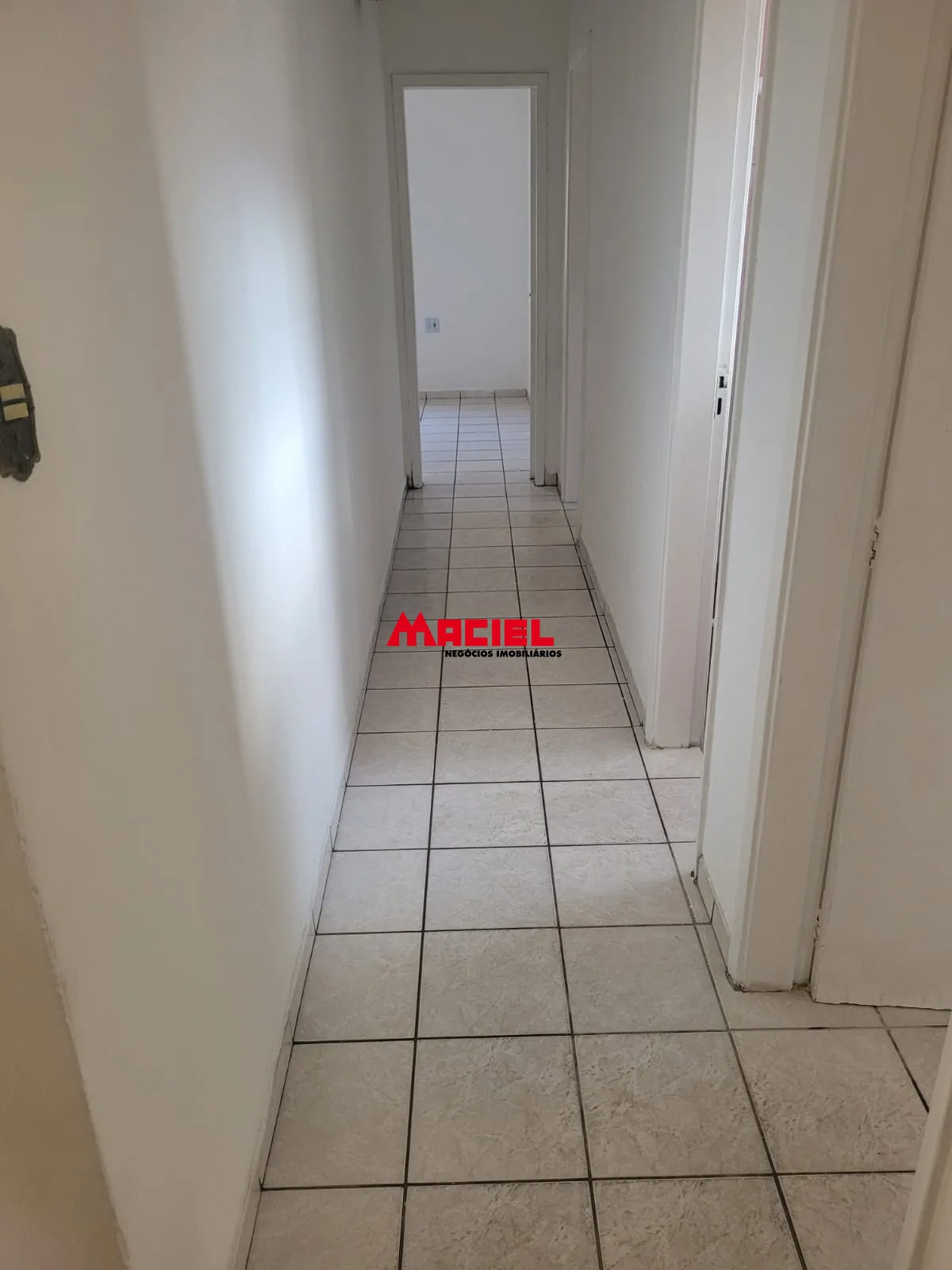 Alugar Casa / Padr&atilde;o em S&atilde;o Jos&eacute; dos Campos R$ 2.500,00 - Foto 16