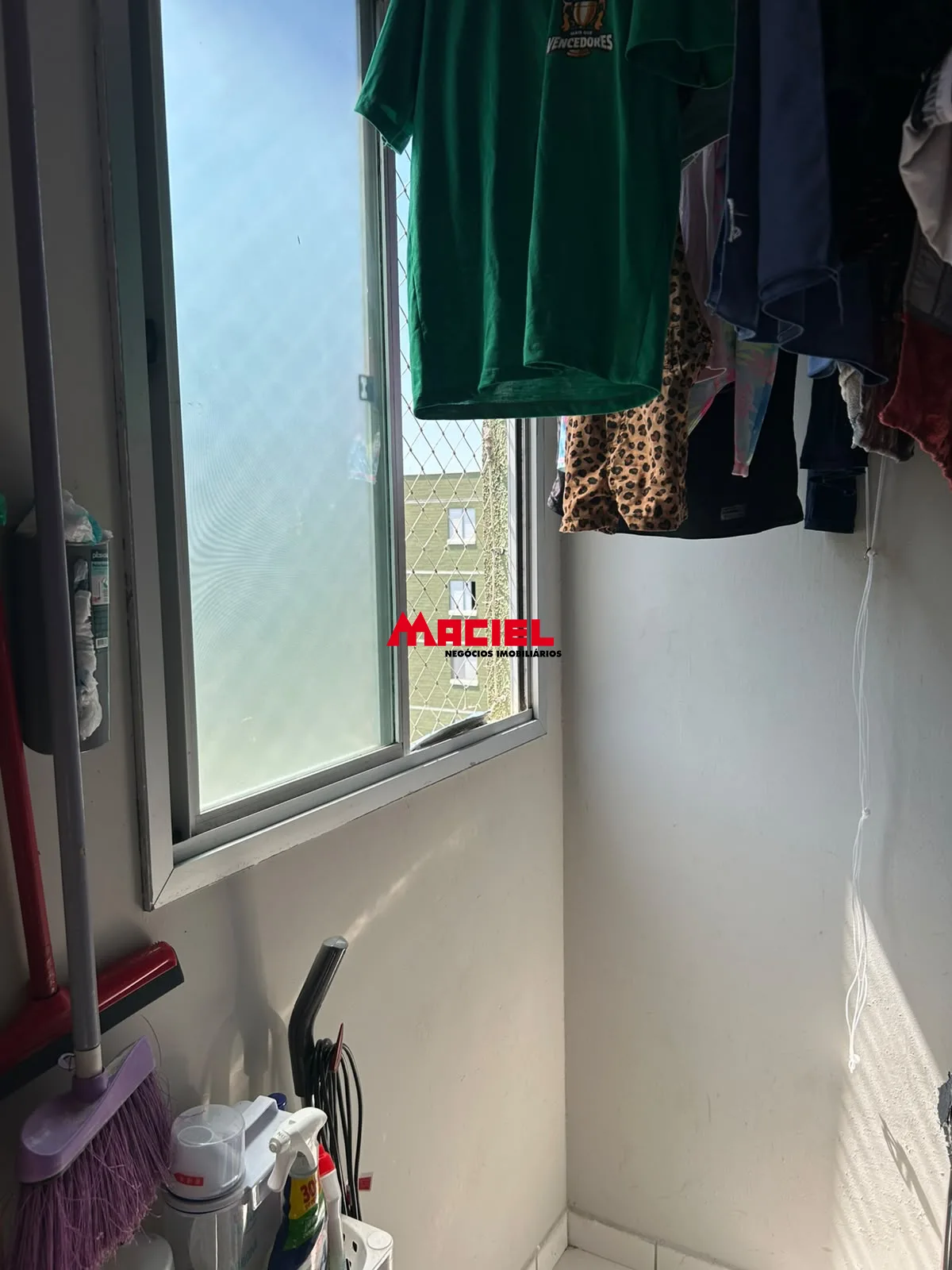 Alugar Apartamento / Mobiliado em S&atilde;o Jos&eacute; dos Campos R$ 1.700,00 - Foto 6