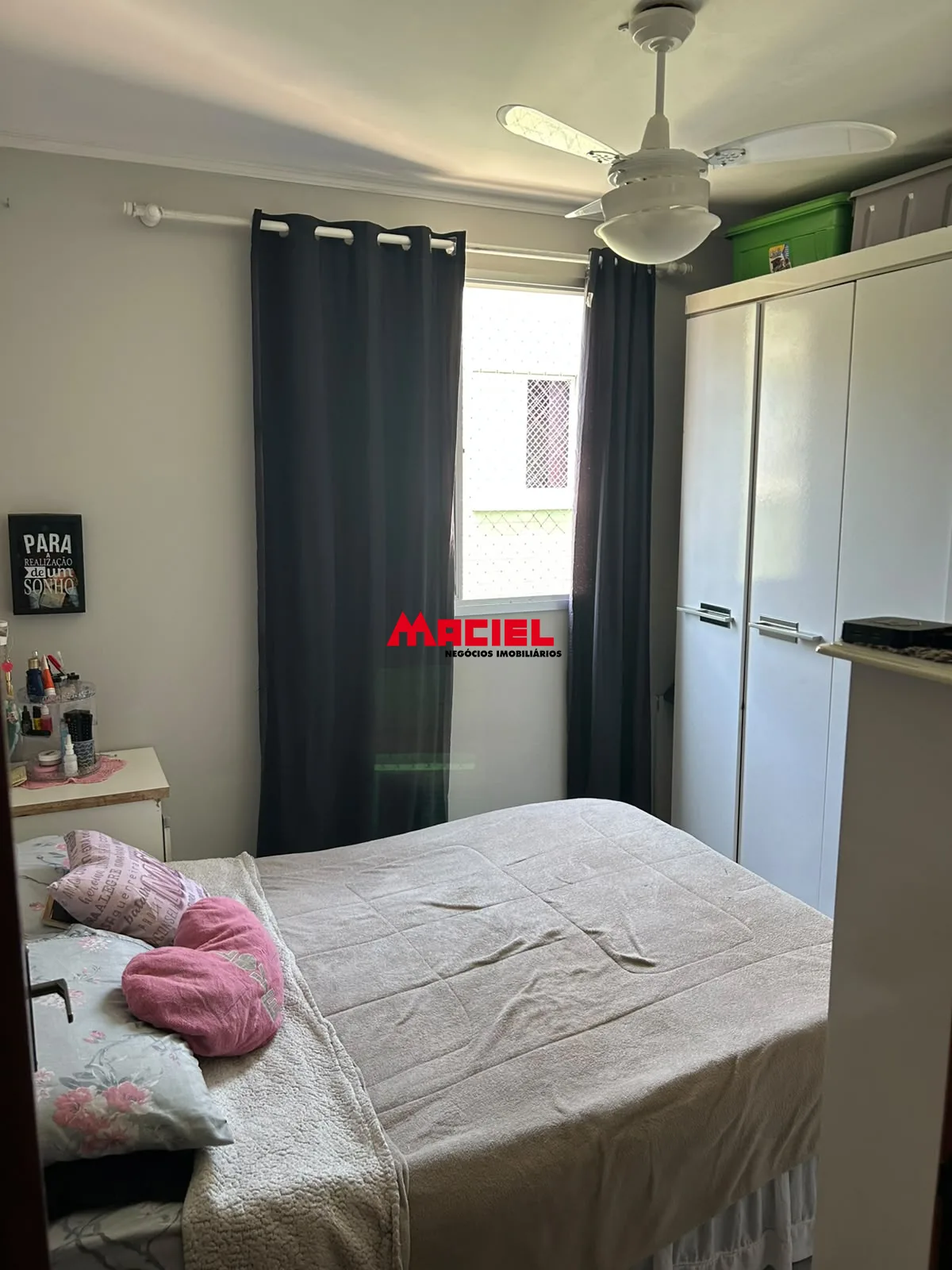 Alugar Apartamento / Mobiliado em S&atilde;o Jos&eacute; dos Campos R$ 1.700,00 - Foto 7