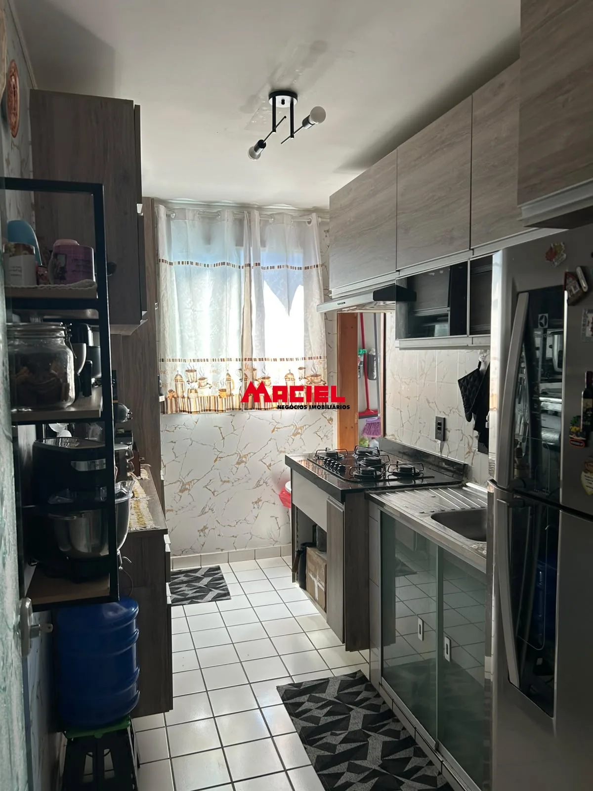 Alugar Apartamento / Mobiliado em S&atilde;o Jos&eacute; dos Campos R$ 1.700,00 - Foto 10