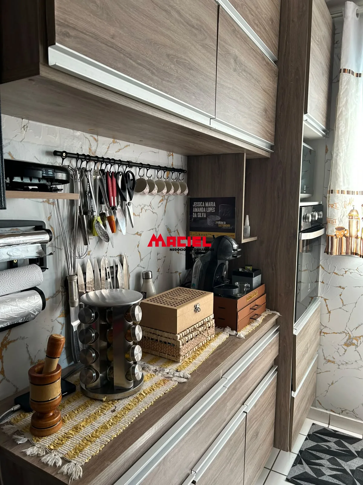 Alugar Apartamento / Mobiliado em S&atilde;o Jos&eacute; dos Campos R$ 1.700,00 - Foto 13