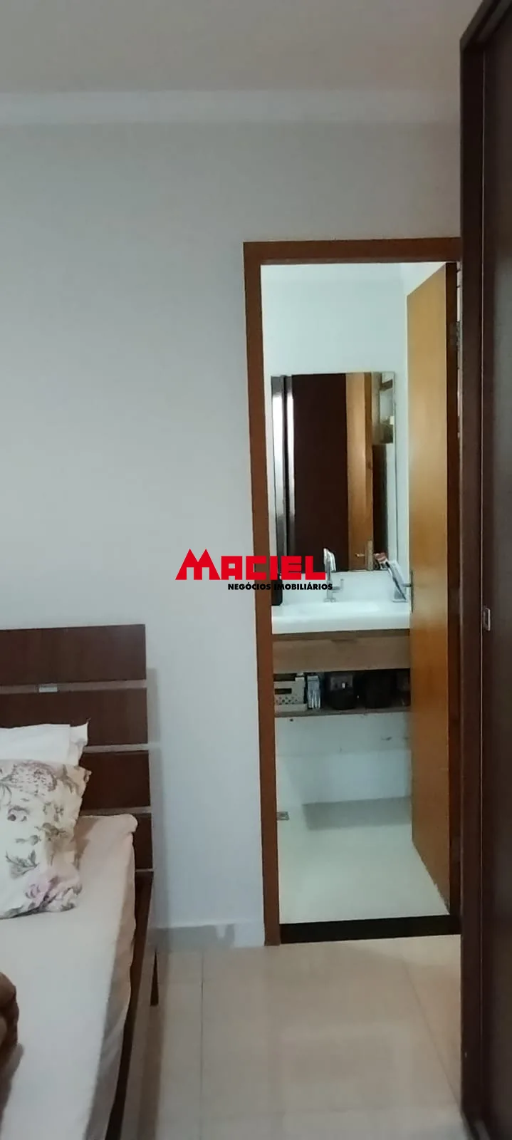 Comprar Apartamento / Padr&atilde;o em S&atilde;o Jos&eacute; dos Campos R$ 450.000,00 - Foto 12