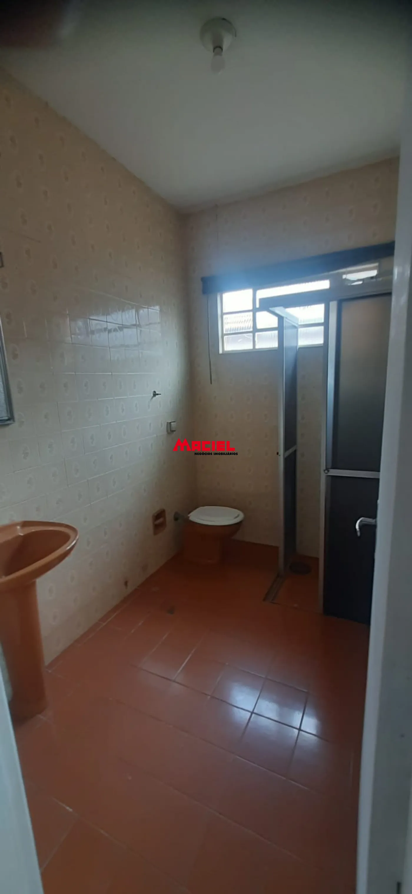 Alugar Casa / Padr&atilde;o em S&atilde;o Jos&eacute; dos Campos R$ 3.300,00 - Foto 9