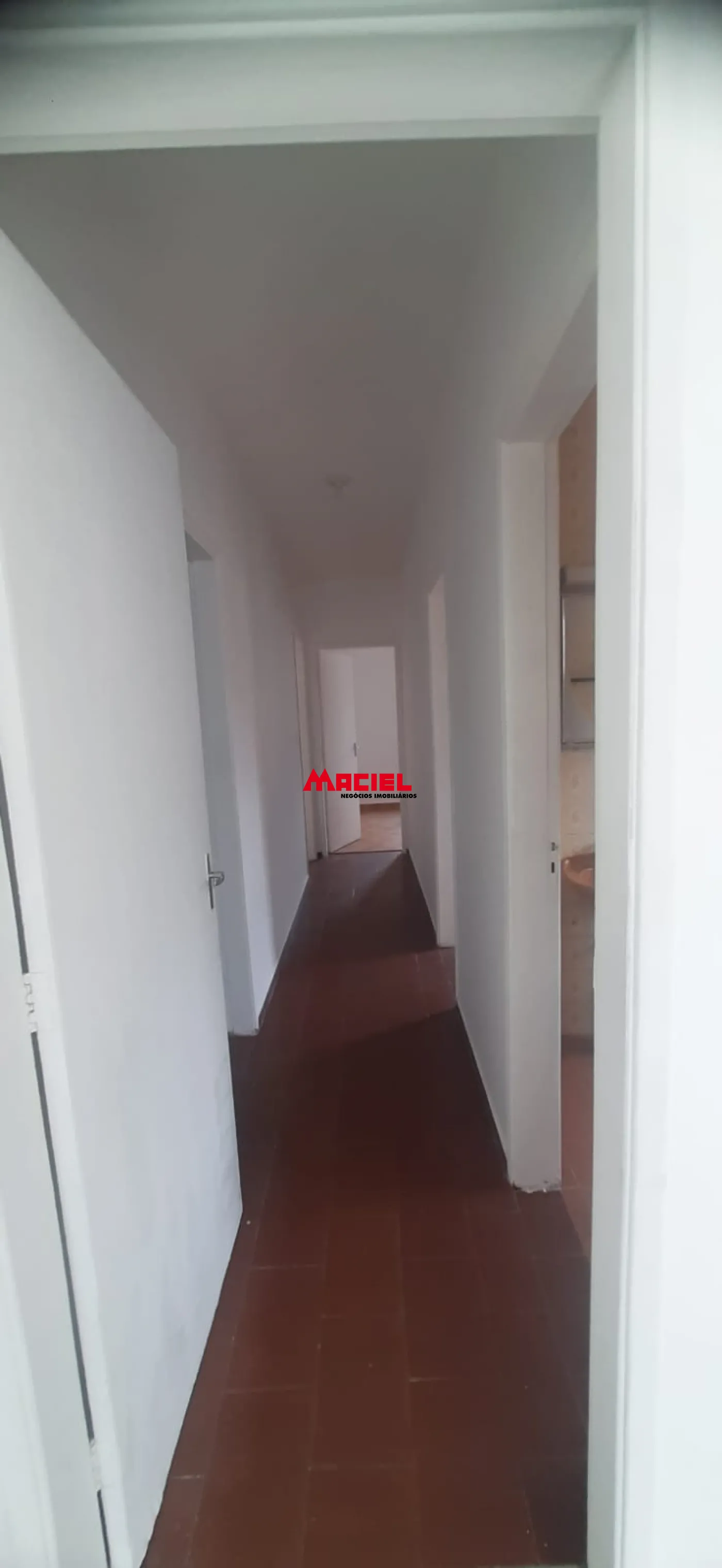 Alugar Casa / Padr&atilde;o em S&atilde;o Jos&eacute; dos Campos R$ 3.300,00 - Foto 12