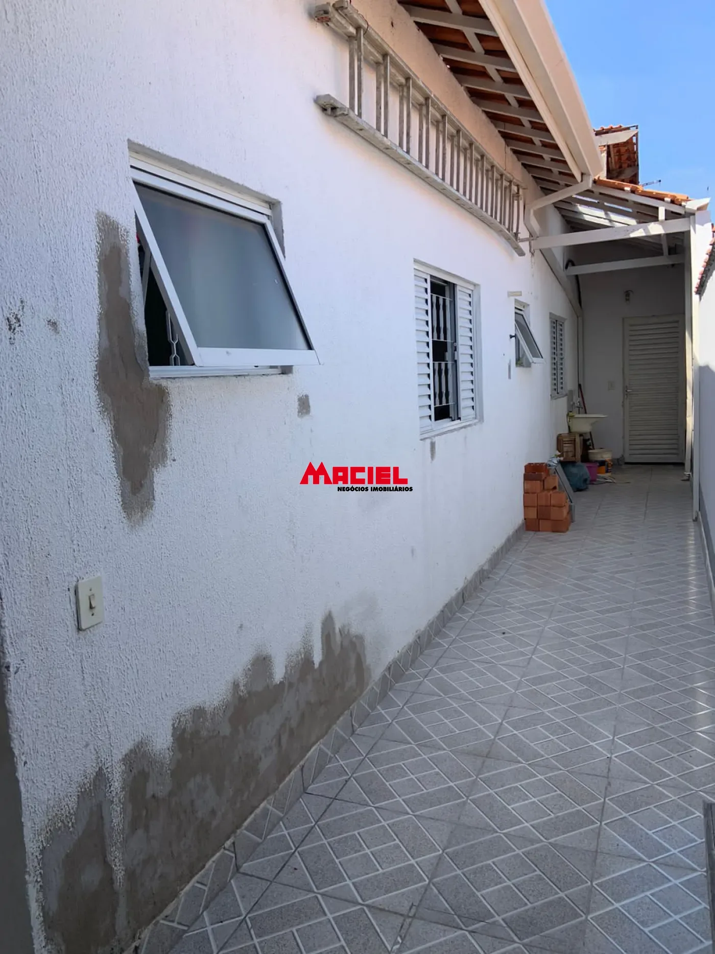 Alugar Casa / Padr&atilde;o em S&atilde;o Jos&eacute; dos Campos R$ 2.300,00 - Foto 15