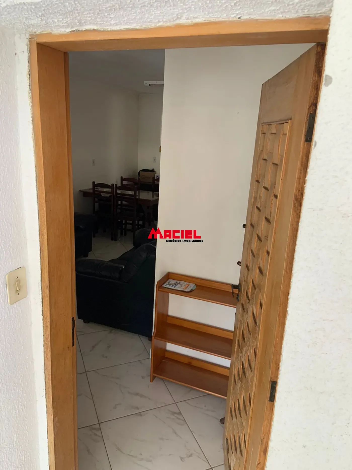 Alugar Casa / Padr&atilde;o em S&atilde;o Jos&eacute; dos Campos R$ 2.300,00 - Foto 16