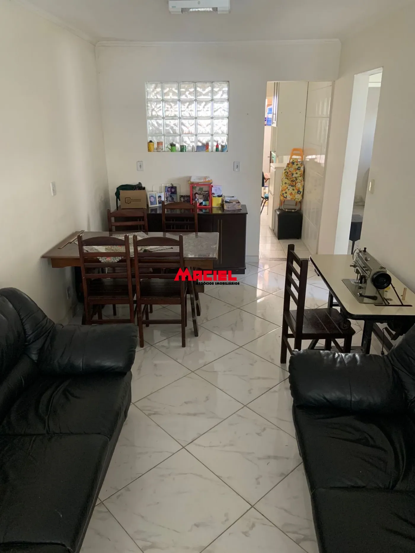 Alugar Casa / Padr&atilde;o em S&atilde;o Jos&eacute; dos Campos R$ 2.300,00 - Foto 21