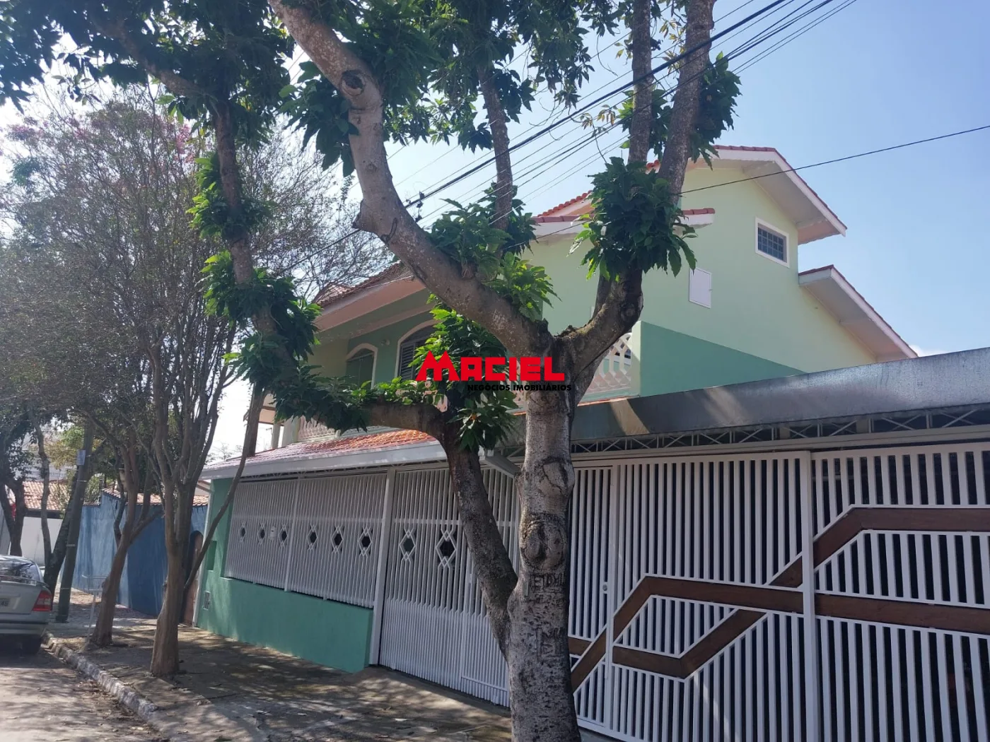 Alugar Casa / Sobrado em S&atilde;o Jos&eacute; dos Campos R$ 4.800,00 - Foto 2