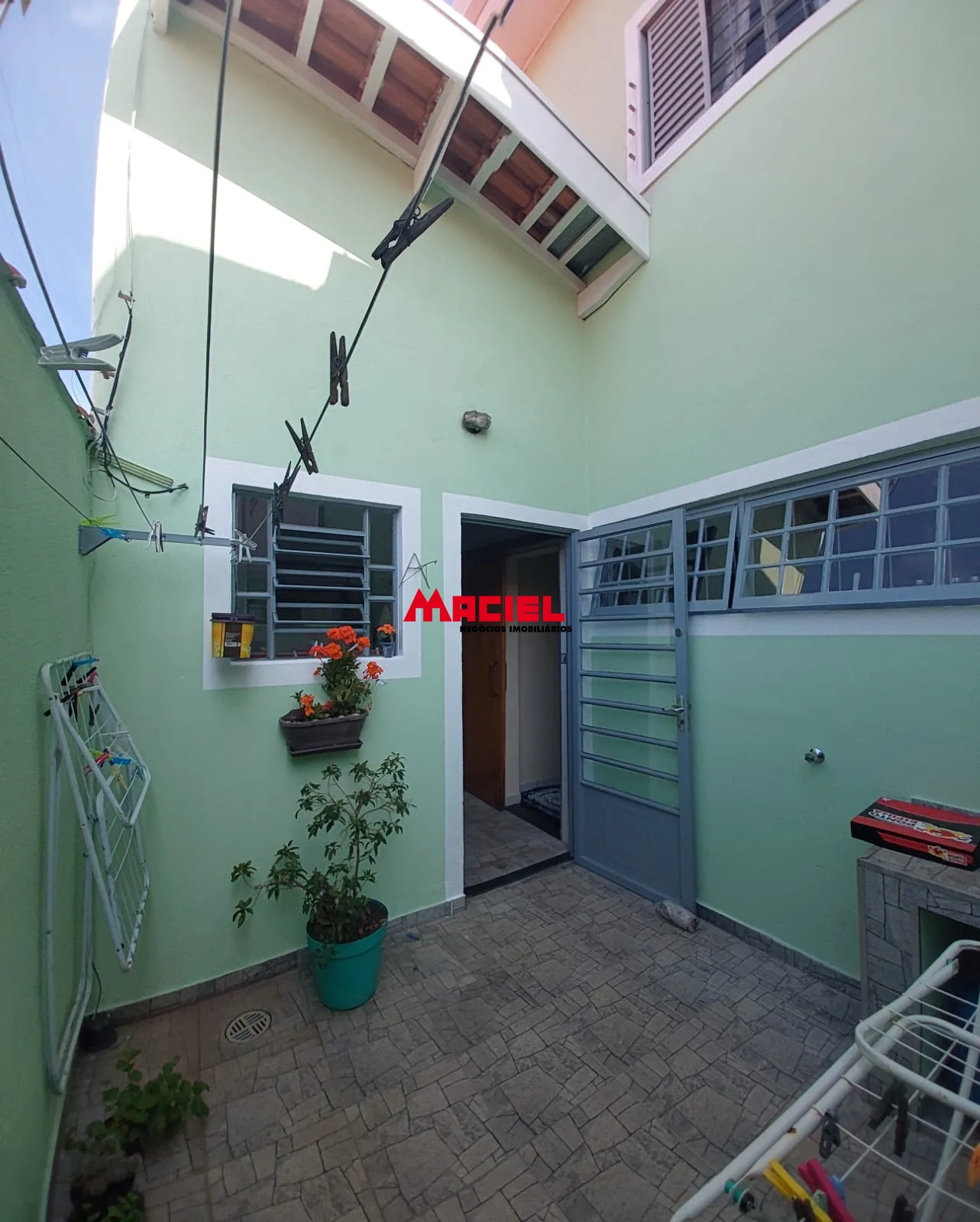 Alugar Casa / Sobrado em S&atilde;o Jos&eacute; dos Campos R$ 4.800,00 - Foto 4