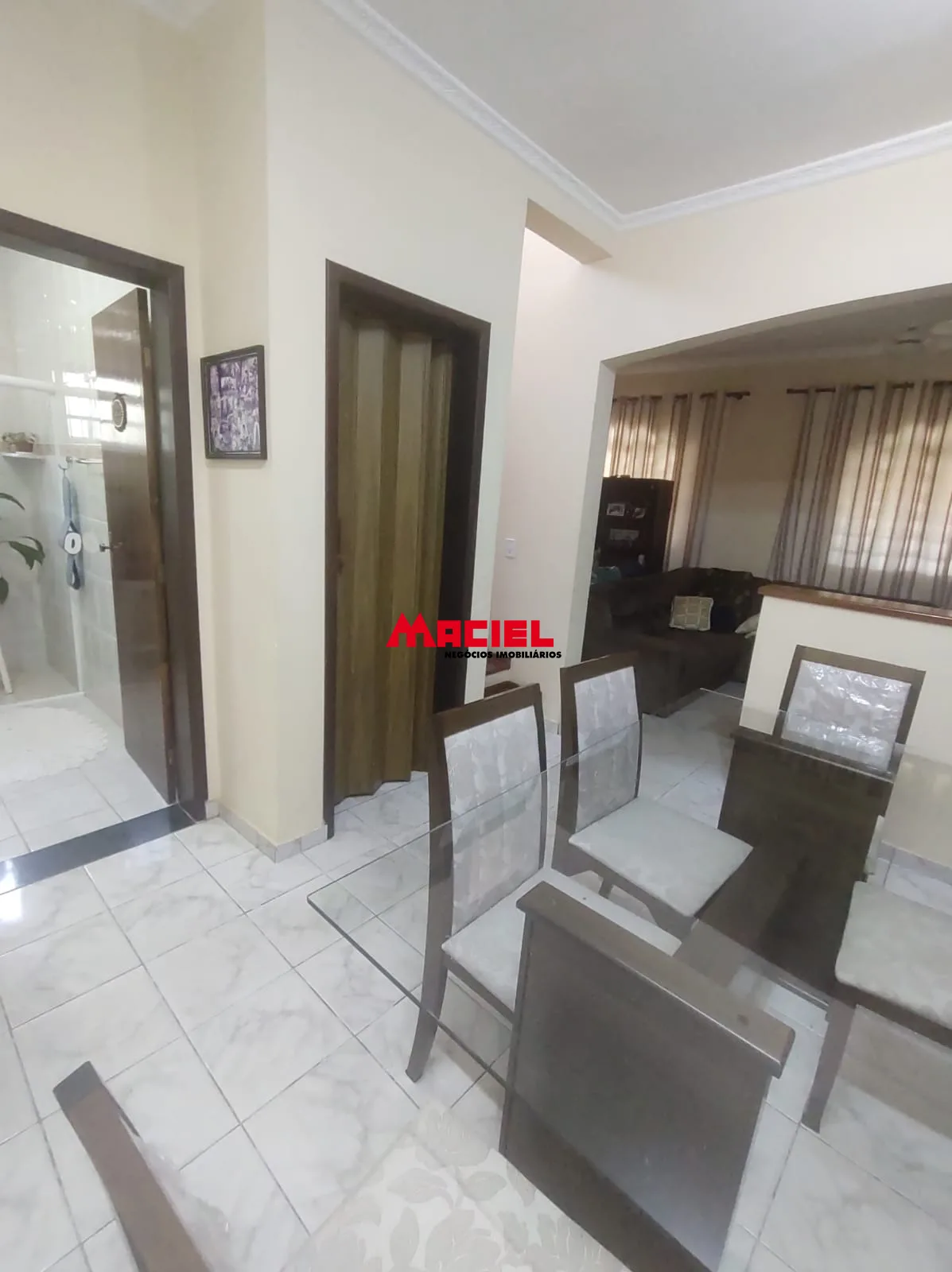 Alugar Casa / Sobrado em S&atilde;o Jos&eacute; dos Campos R$ 4.800,00 - Foto 6