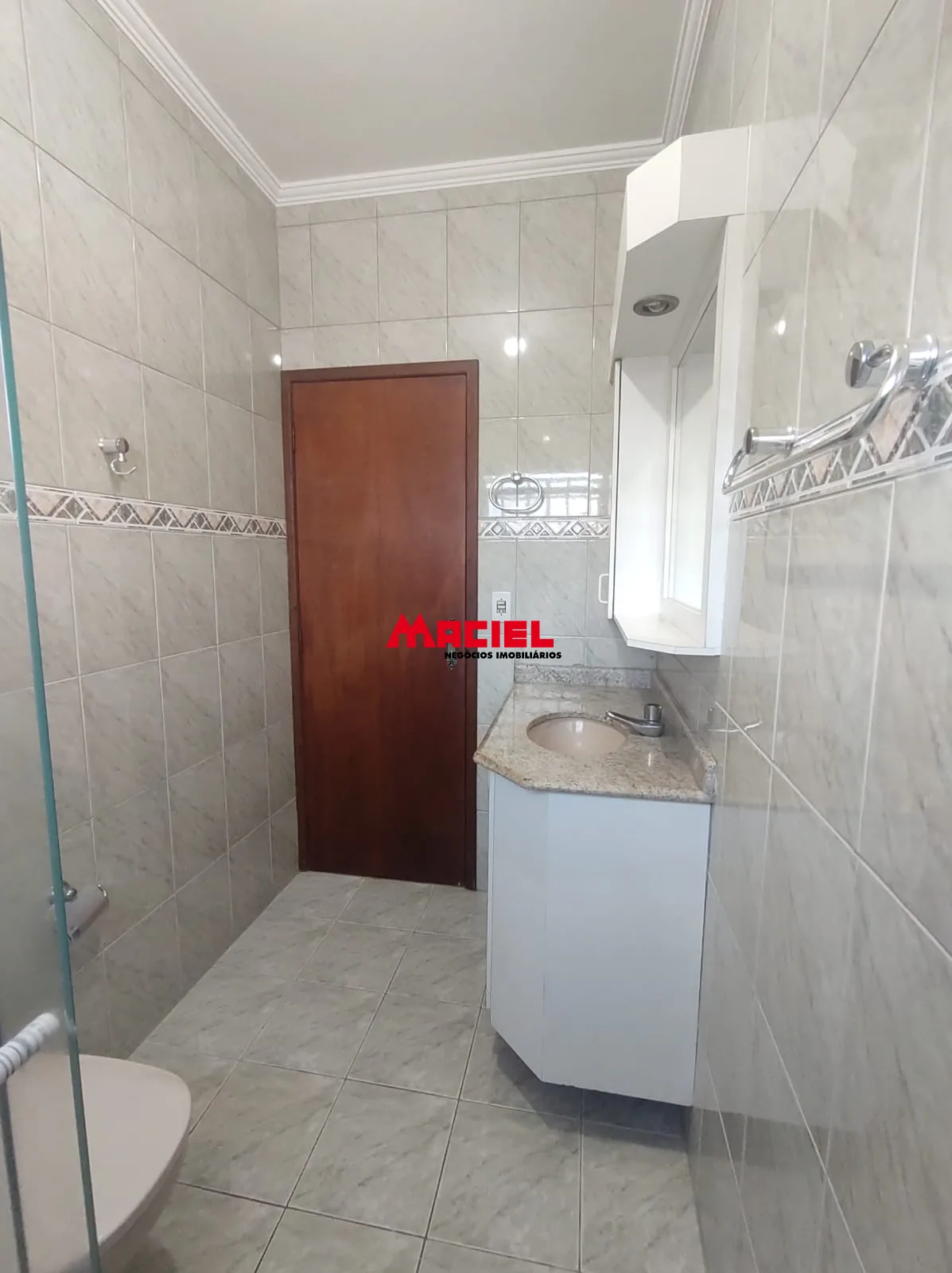 Alugar Casa / Sobrado em S&atilde;o Jos&eacute; dos Campos R$ 4.800,00 - Foto 8