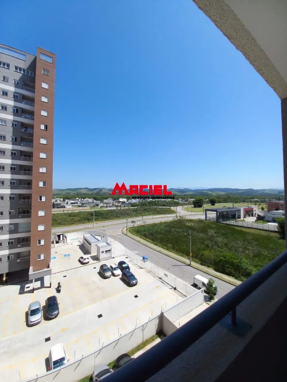 Alugar Apartamento / Padr&atilde;o em S&atilde;o Jos&eacute; dos Campos R$ 2.300,00 - Foto 14
