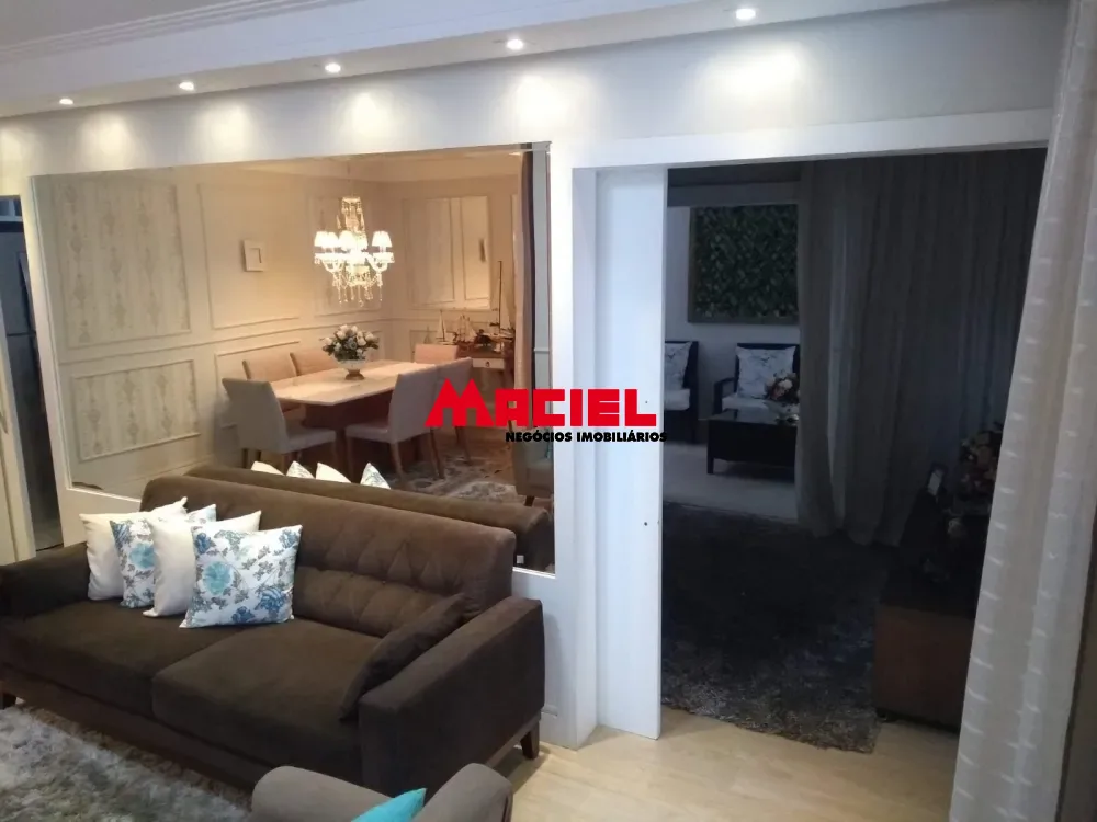 Comprar Casa / Padr&atilde;o em S&atilde;o Jos&eacute; dos Campos R$ 1.375.000,00 - Foto 14