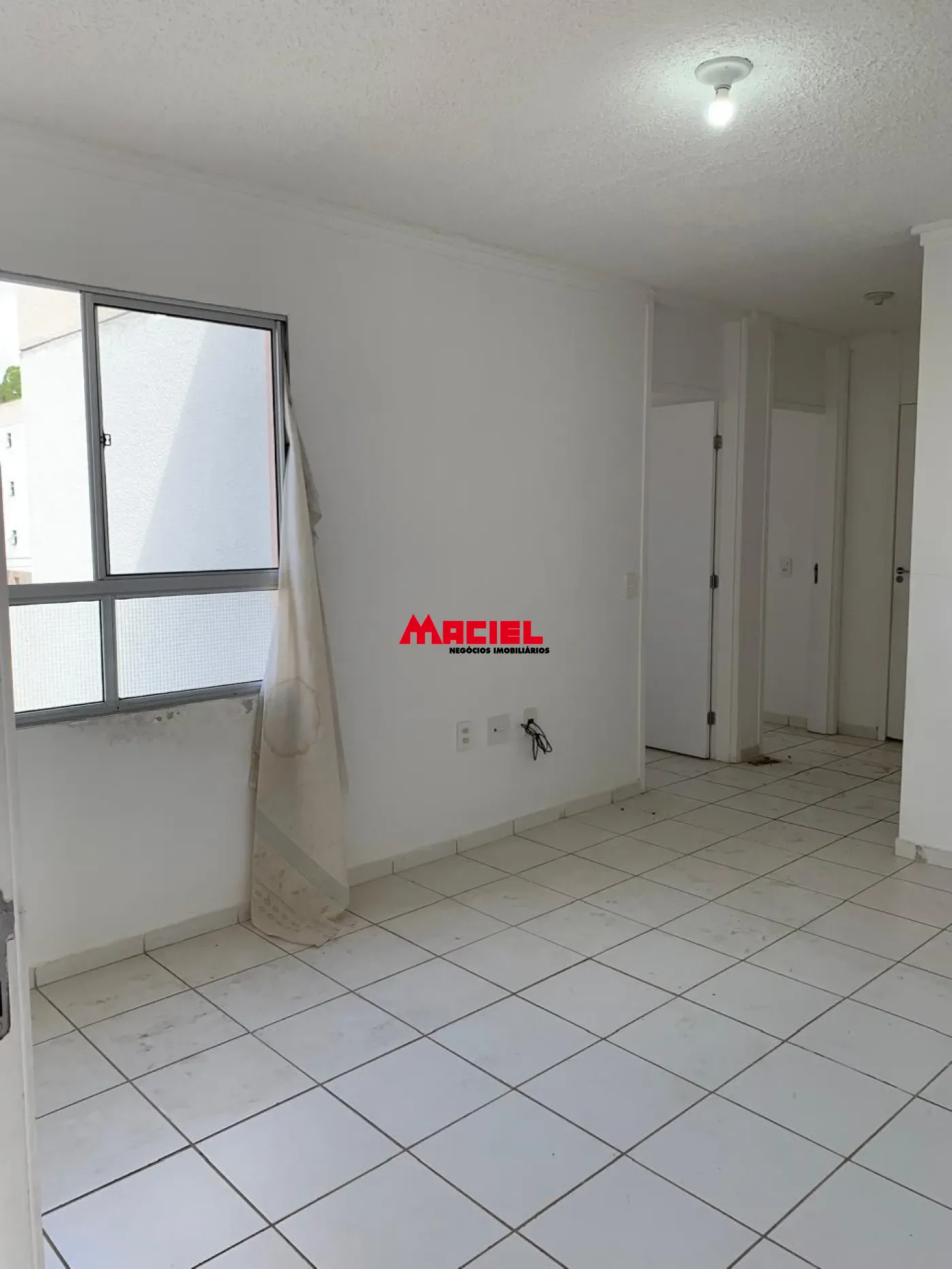 Comprar Apartamento / Padr&atilde;o em S&atilde;o Jos&eacute; dos Campos R$ 150.000,00 - Foto 4