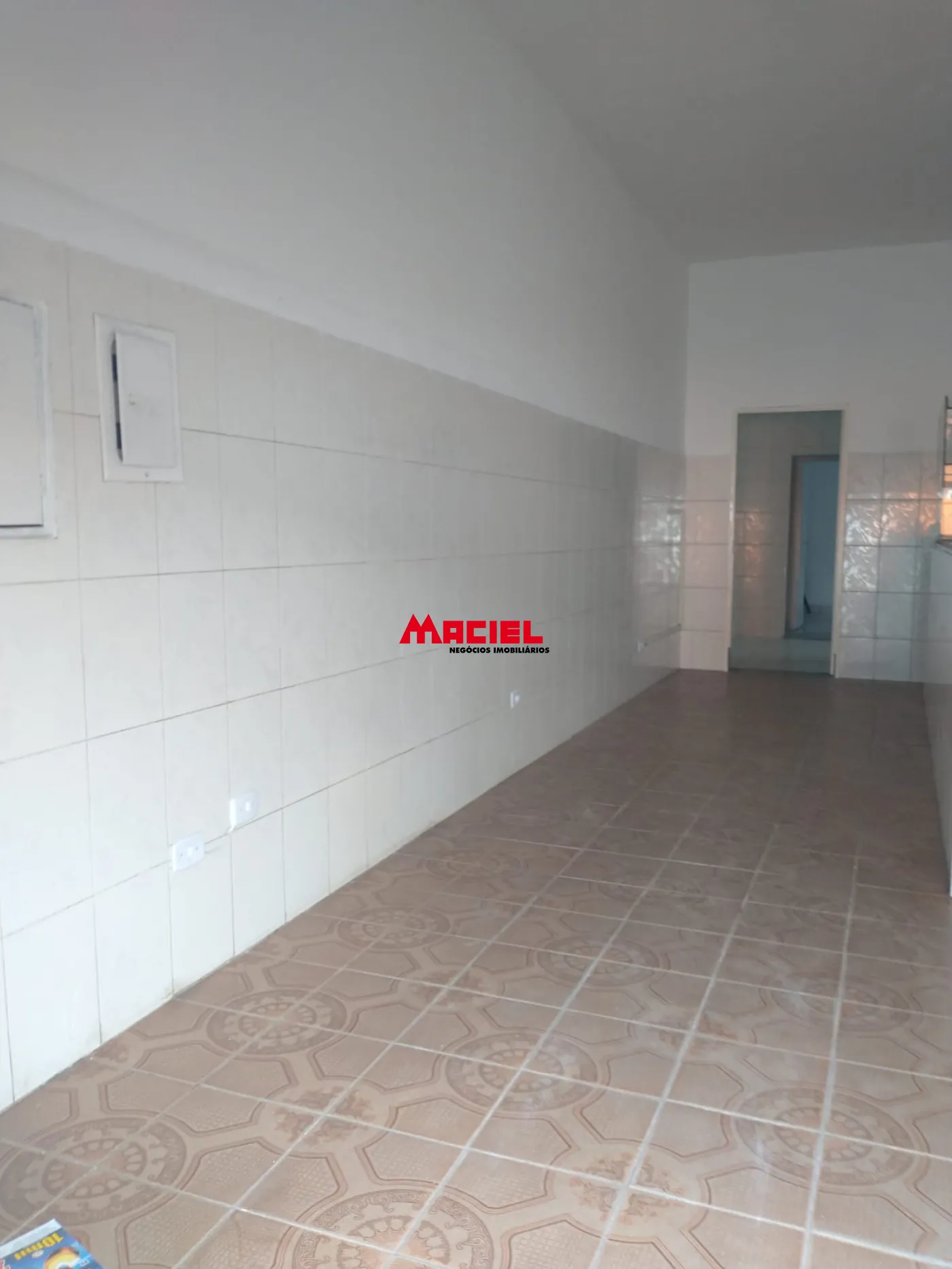 Alugar Comercial / Ponto Comercial em S&atilde;o Jos&eacute; dos Campos R$ 3.500,00 - Foto 6