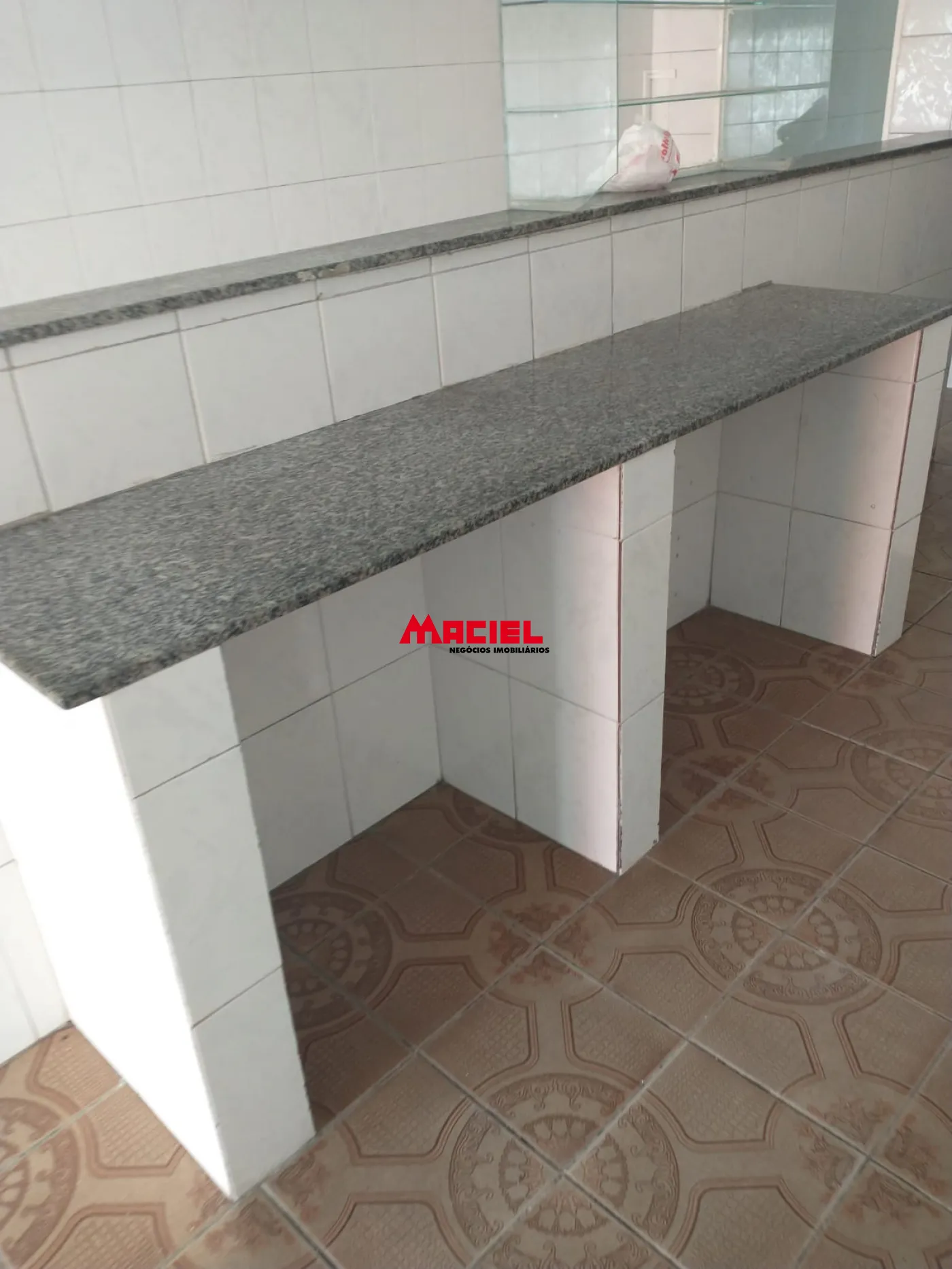 Alugar Comercial / Ponto Comercial em S&atilde;o Jos&eacute; dos Campos R$ 3.500,00 - Foto 7