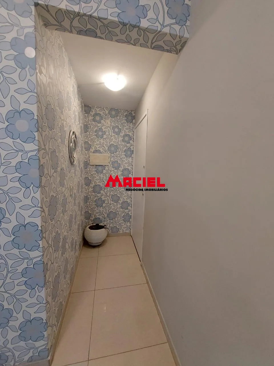 Alugar Apartamento / Mobiliado em S&atilde;o Jos&eacute; dos Campos R$ 3.500,00 - Foto 10
