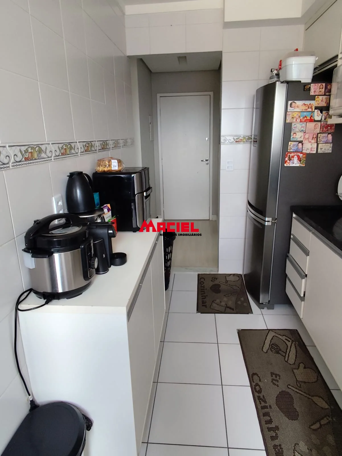 Alugar Apartamento / Padr&atilde;o em S&atilde;o Jos&eacute; dos Campos R$ 2.200,00 - Foto 4