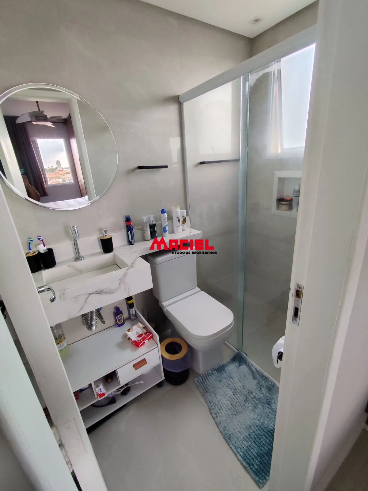 Alugar Apartamento / Padr&atilde;o em S&atilde;o Jos&eacute; dos Campos R$ 2.200,00 - Foto 6