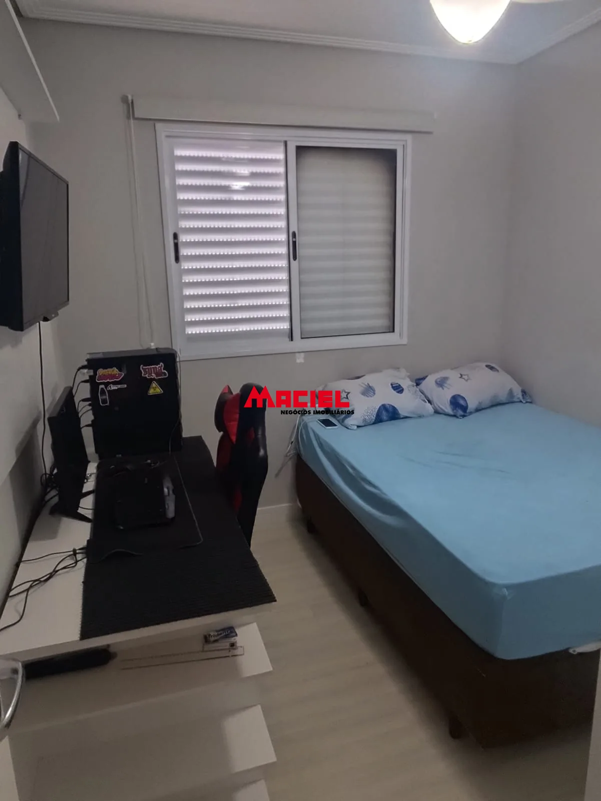Alugar Apartamento / Padr&atilde;o em S&atilde;o Jos&eacute; dos Campos R$ 2.200,00 - Foto 10