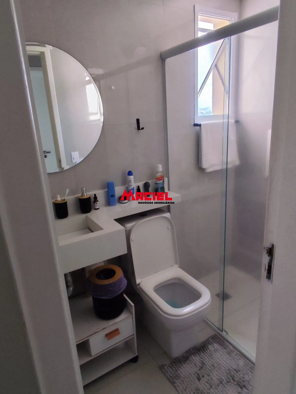 Alugar Apartamento / Padr&atilde;o em S&atilde;o Jos&eacute; dos Campos R$ 2.200,00 - Foto 12