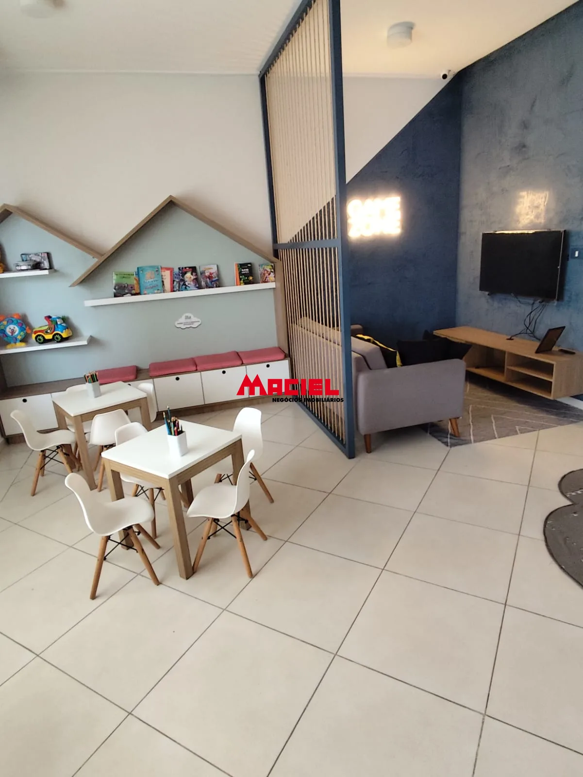 Alugar Apartamento / Padr&atilde;o em S&atilde;o Jos&eacute; dos Campos R$ 2.200,00 - Foto 14