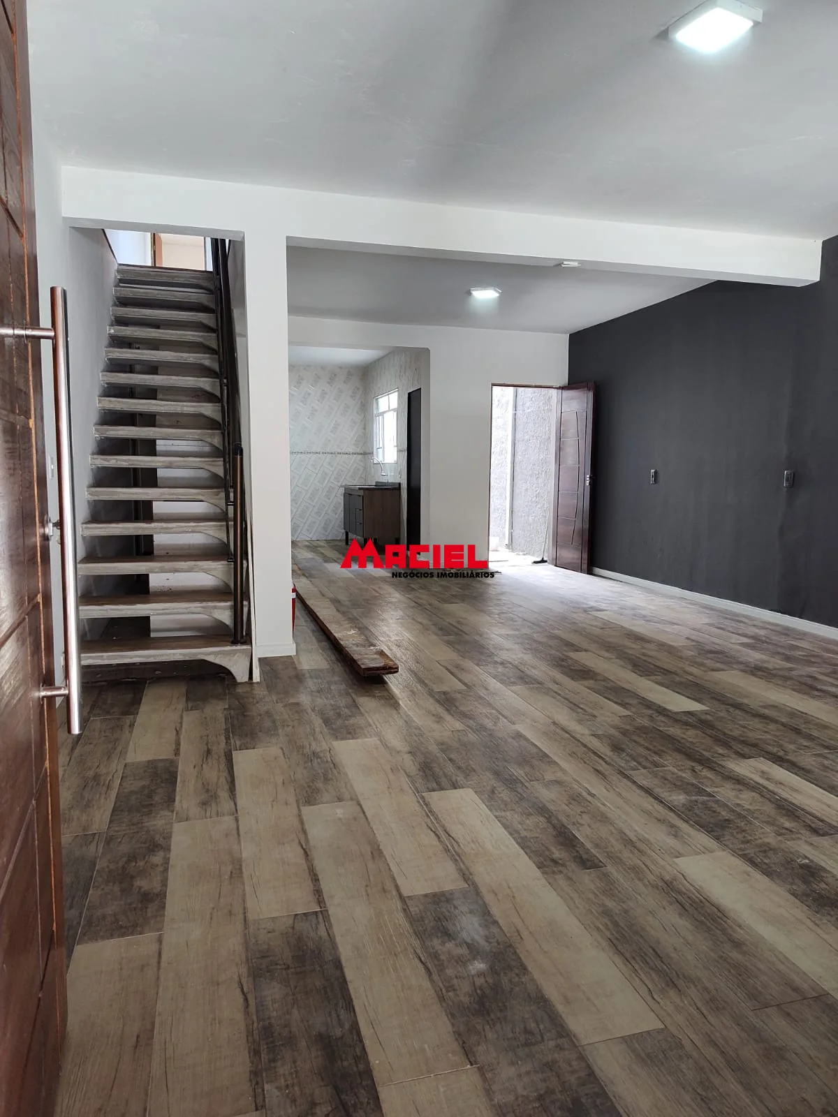 Alugar Casa / Sobrado em S&atilde;o Jos&eacute; dos Campos R$ 2.500,00 - Foto 7