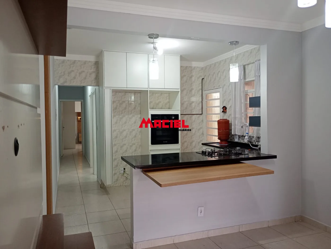 Alugar Casa / Padr&atilde;o em S&atilde;o Jos&eacute; dos Campos R$ 2.800,00 - Foto 3