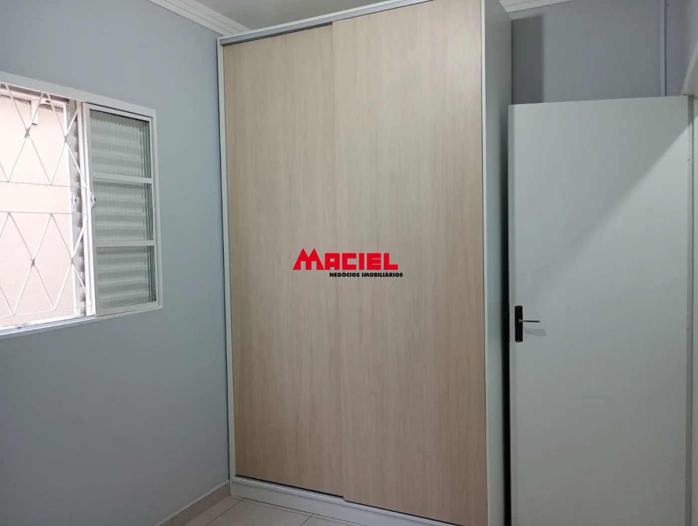 Alugar Casa / Padr&atilde;o em S&atilde;o Jos&eacute; dos Campos R$ 2.800,00 - Foto 11