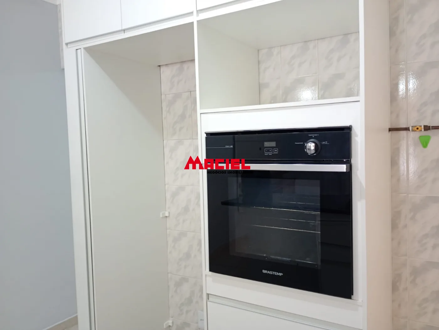 Alugar Casa / Padr&atilde;o em S&atilde;o Jos&eacute; dos Campos R$ 2.800,00 - Foto 16