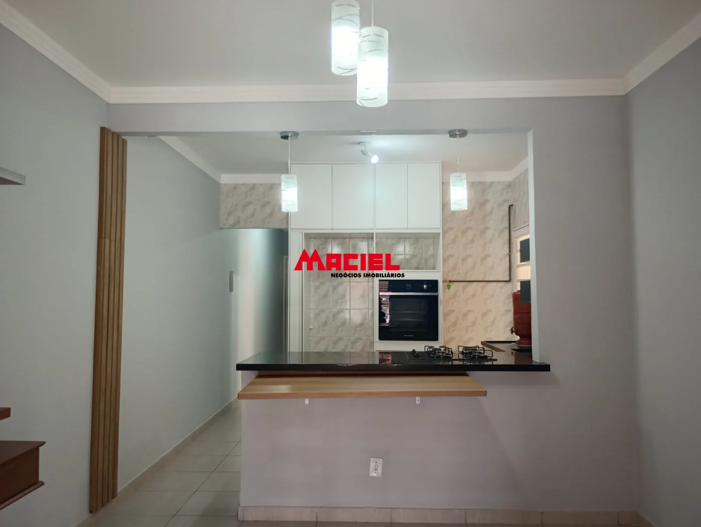 Alugar Casa / Padr&atilde;o em S&atilde;o Jos&eacute; dos Campos R$ 2.800,00 - Foto 18