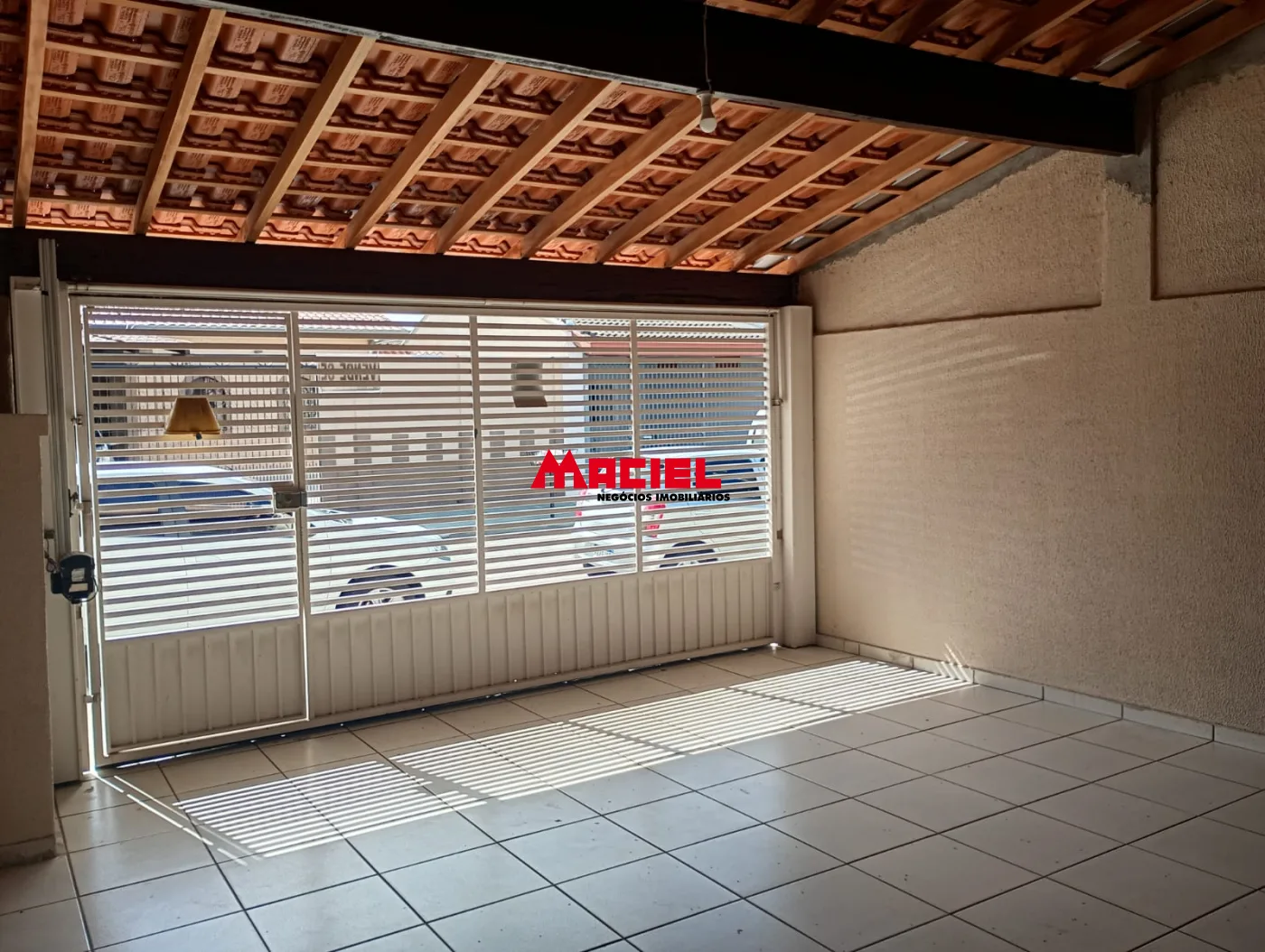 Alugar Casa / Padr&atilde;o em S&atilde;o Jos&eacute; dos Campos R$ 2.800,00 - Foto 27