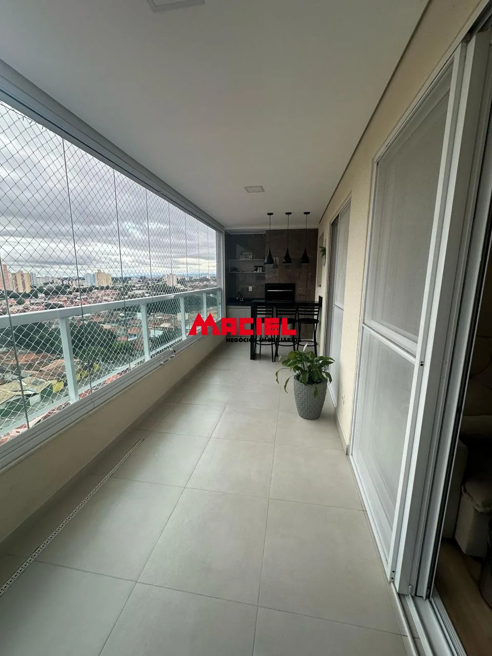 Comprar Apartamento / Padr&atilde;o em S&atilde;o Jos&eacute; dos Campos R$ 950.000,00 - Foto 13