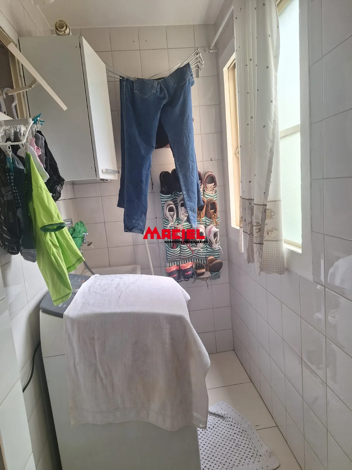 Alugar Apartamento / Padr&atilde;o em S&atilde;o Jos&eacute; dos Campos R$ 1.450,00 - Foto 10