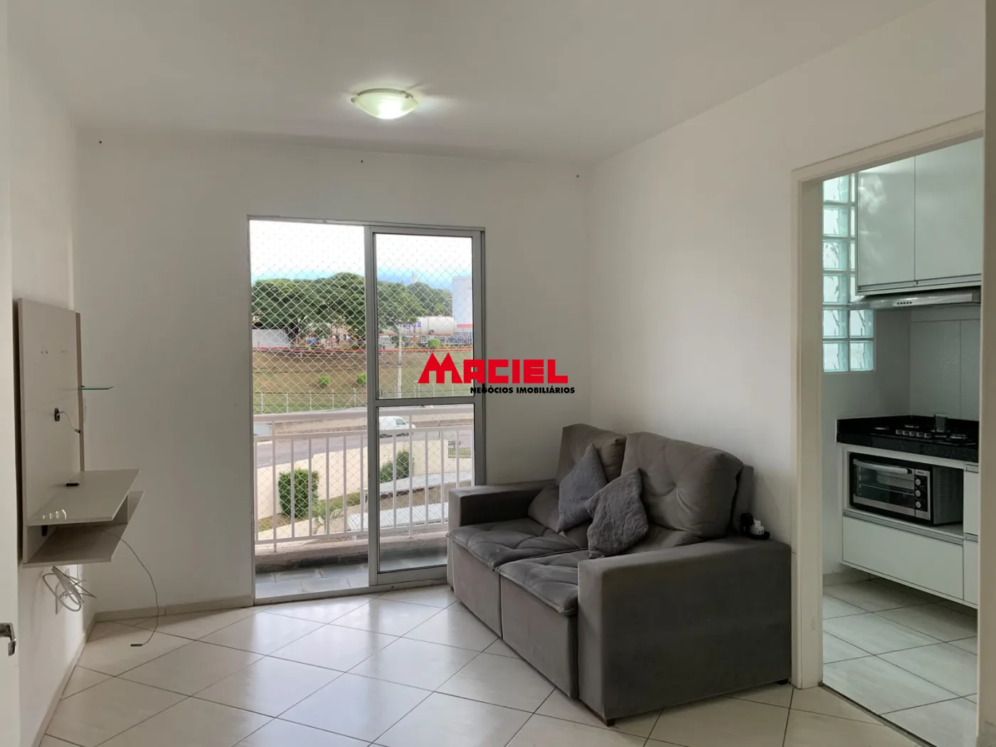 Alugar Apartamento / Padr&atilde;o em S&atilde;o Jos&eacute; dos Campos R$ 1.500,00 - Foto 2