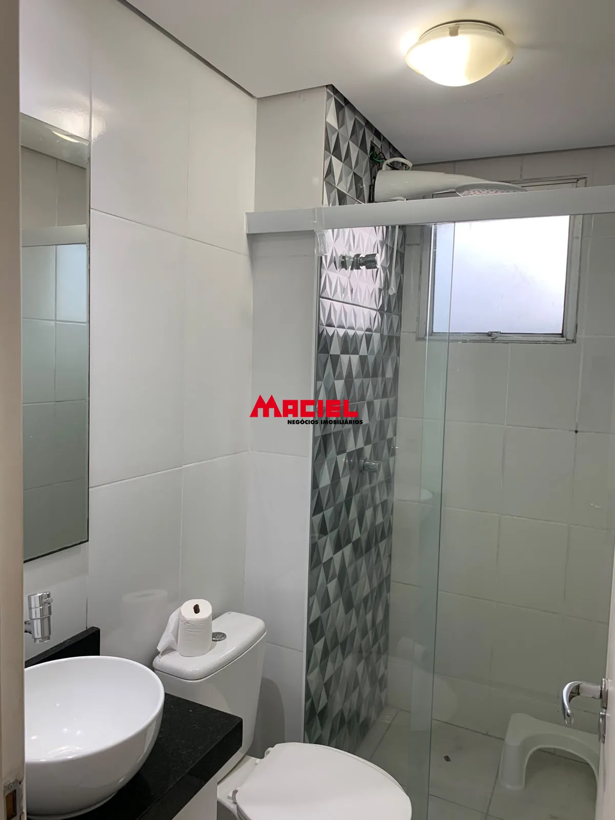 Alugar Apartamento / Padr&atilde;o em S&atilde;o Jos&eacute; dos Campos R$ 1.500,00 - Foto 10