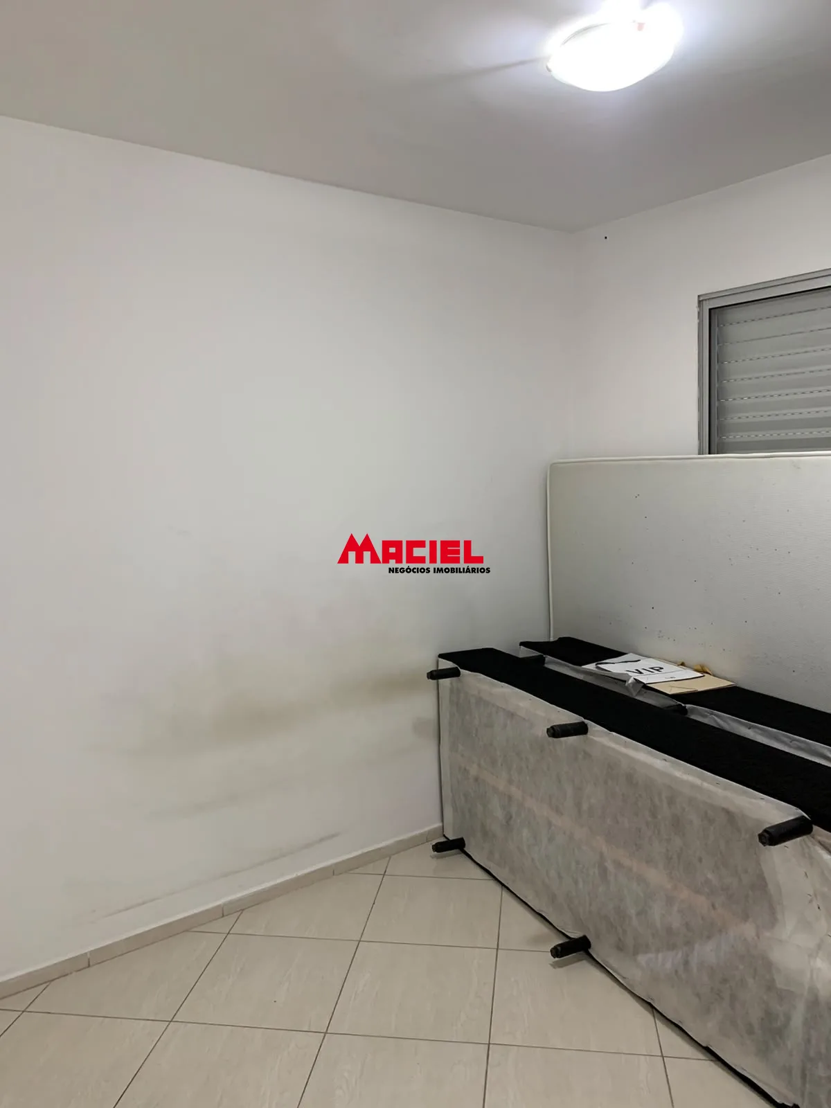 Alugar Apartamento / Padr&atilde;o em S&atilde;o Jos&eacute; dos Campos R$ 1.500,00 - Foto 12