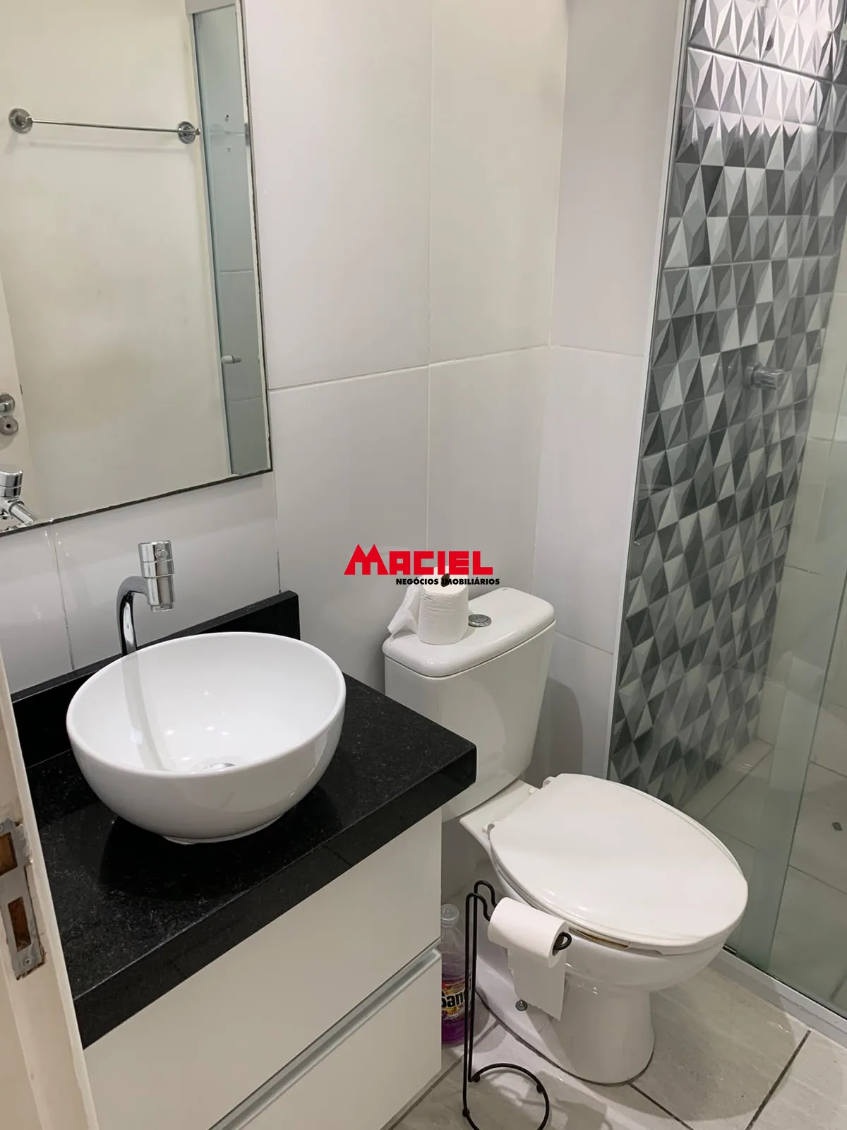 Alugar Apartamento / Padr&atilde;o em S&atilde;o Jos&eacute; dos Campos R$ 1.500,00 - Foto 14