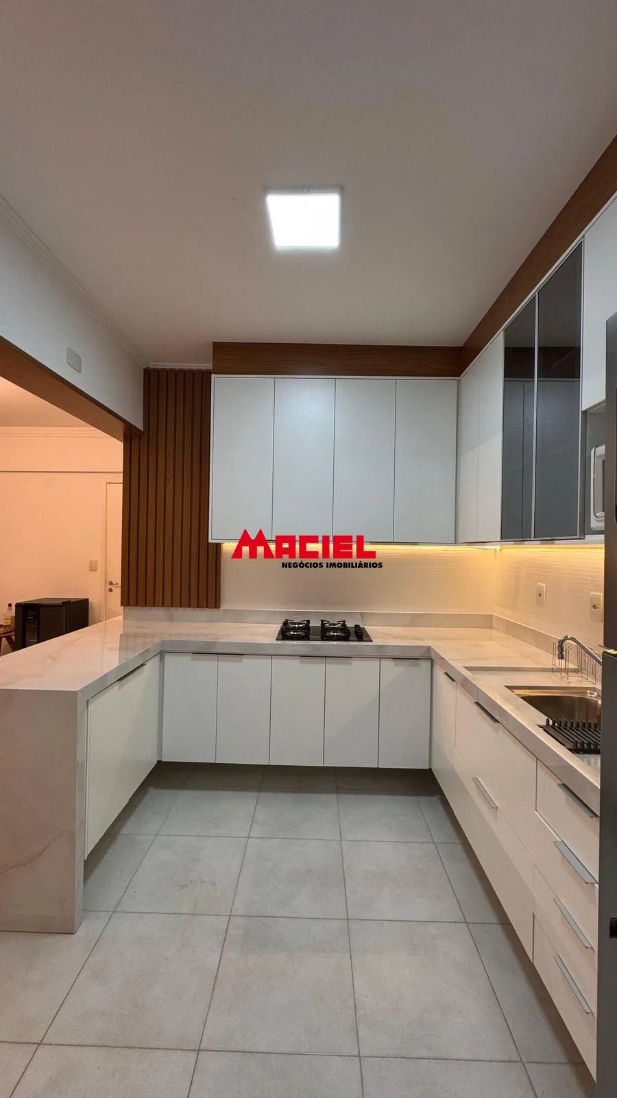 Alugar Apartamento / Padr&atilde;o em S&atilde;o Jos&eacute; dos Campos R$ 7.000,00 - Foto 8