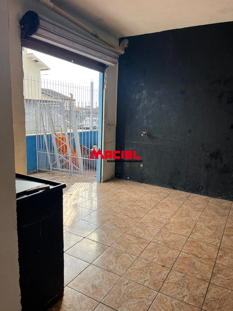 Alugar Comercial / Ponto Comercial em S&atilde;o Jos&eacute; dos Campos R$ 2.170,00 - Foto 9