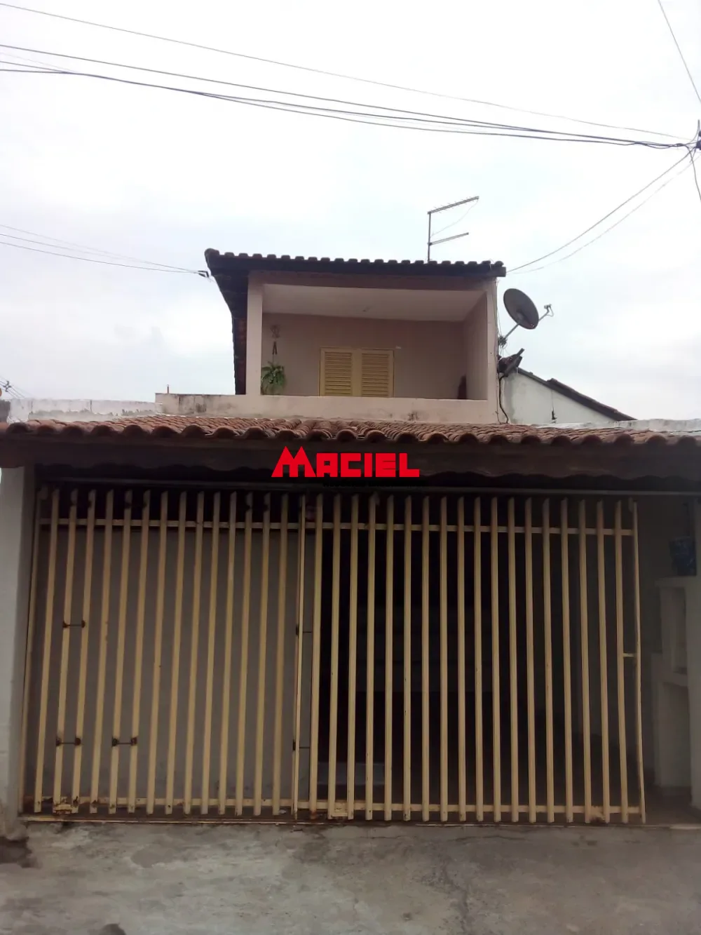 Alugar Casa / Padr&atilde;o em S&atilde;o Jos&eacute; dos Campos R$ 1.800,00 - Foto 1