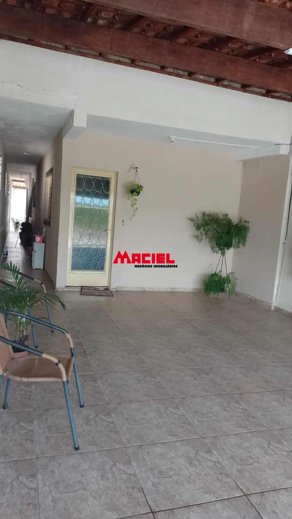 Alugar Casa / Padr&atilde;o em S&atilde;o Jos&eacute; dos Campos R$ 1.800,00 - Foto 3