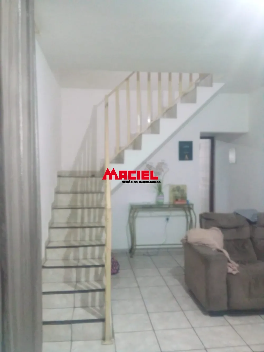 Alugar Casa / Padr&atilde;o em S&atilde;o Jos&eacute; dos Campos R$ 1.800,00 - Foto 4