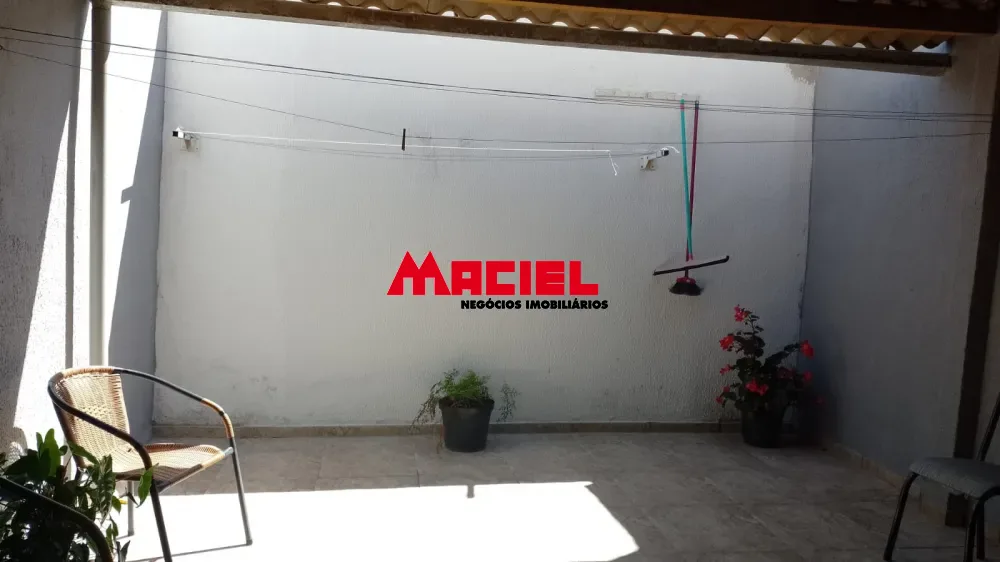 Alugar Casa / Padr&atilde;o em S&atilde;o Jos&eacute; dos Campos R$ 1.800,00 - Foto 6