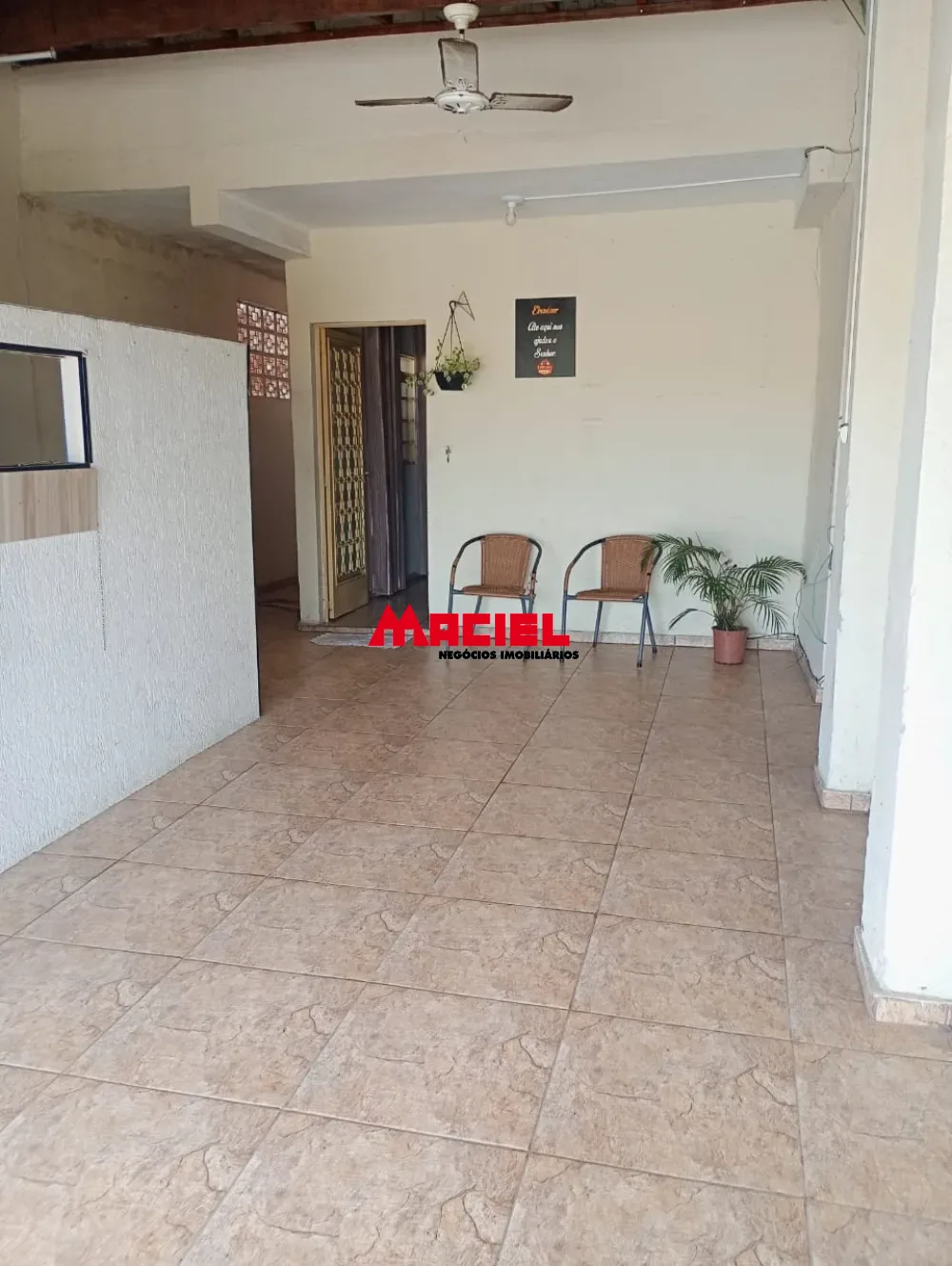 Alugar Casa / Padr&atilde;o em S&atilde;o Jos&eacute; dos Campos R$ 1.800,00 - Foto 8