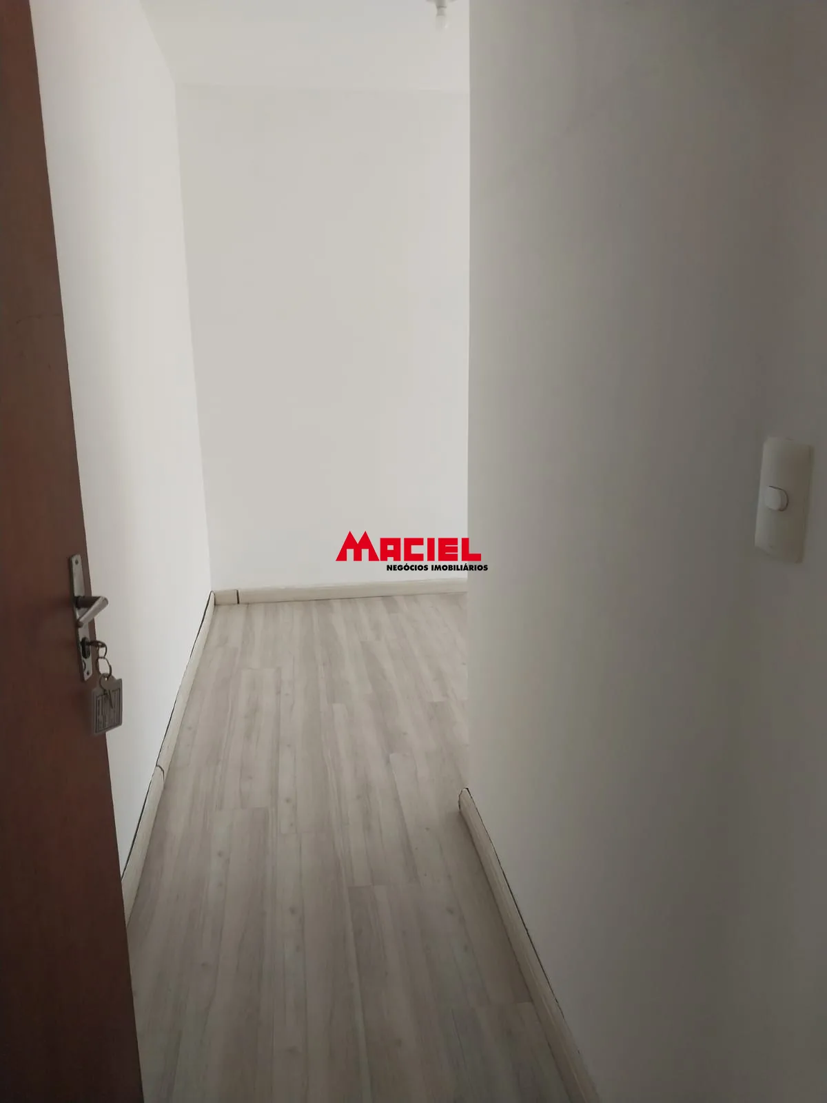 Alugar Apartamento / Padr&atilde;o em S&atilde;o Jos&eacute; dos Campos R$ 1.300,00 - Foto 13
